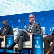 Drugi dzień Światowego Sympozjum dla Regulatorów z udziałem Zastępcy Prezesa UKE
